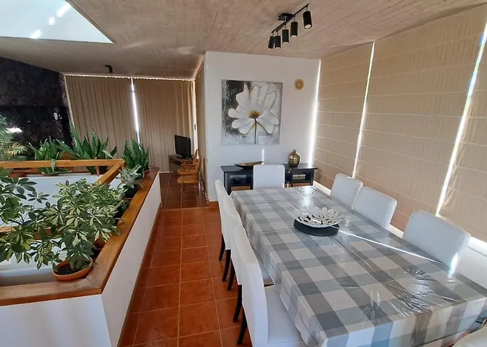 Casa Costa Volcan