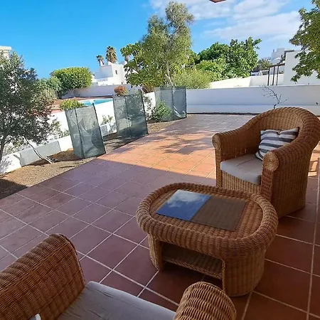 Casa Costa Volcan *
